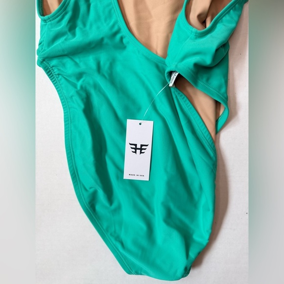 Heroine Sport Voyage One Maui High Leg Opening Low Scoop Back Size XL 14 16 - Picture 8 of 10